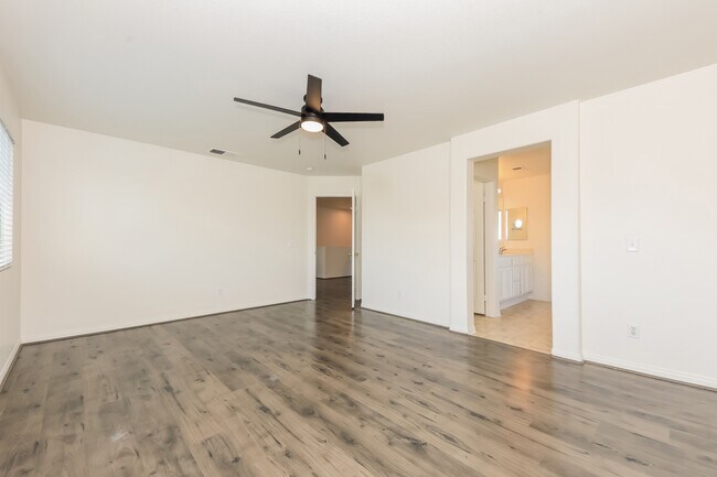 Building Photo - 26831 Rancho Serena St
