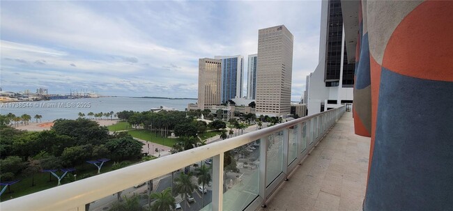 Building Photo - 50 Biscayne Blvd