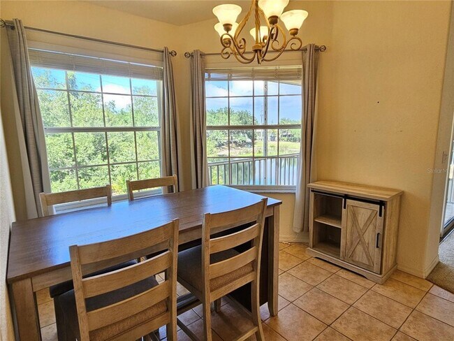 Building Photo - 904 Casa Del Lago Way