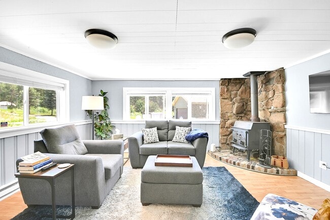 Building Photo - 29678 Aspen Ln