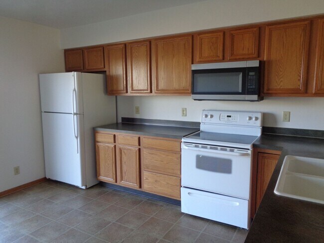 Building Photo - 5428 W Redberry Ln