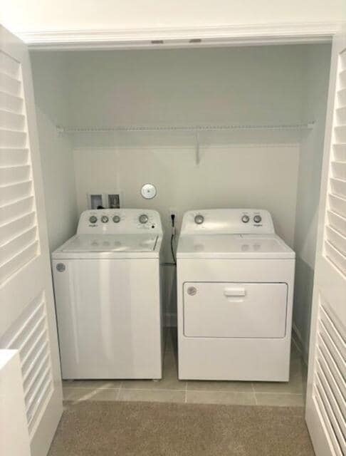 Building Photo - 14043 SW Thorens Dr