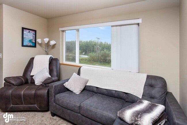 Building Photo - 5960 W Binnacle Dr