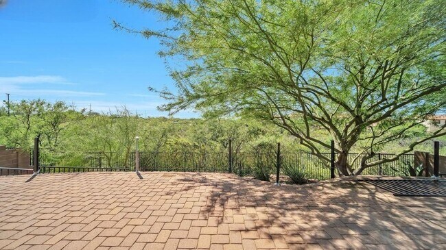 Building Photo - 8254 S Camino Serpe