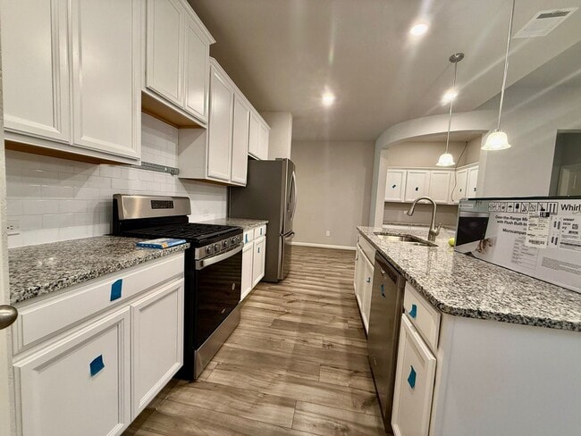 Building Photo - 12930 Lilly Pass