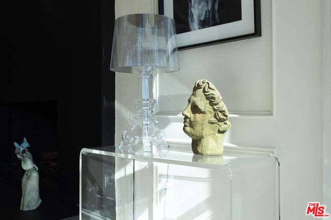 Building Photo - 3063 Deep Canyon Dr