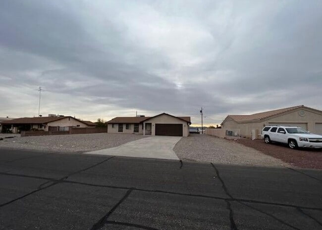 Building Photo - 1165 Sunny Ridge Dr