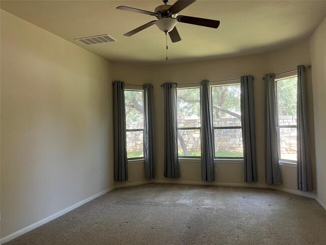 Building Photo - 2644 Hilltop Divide Ln