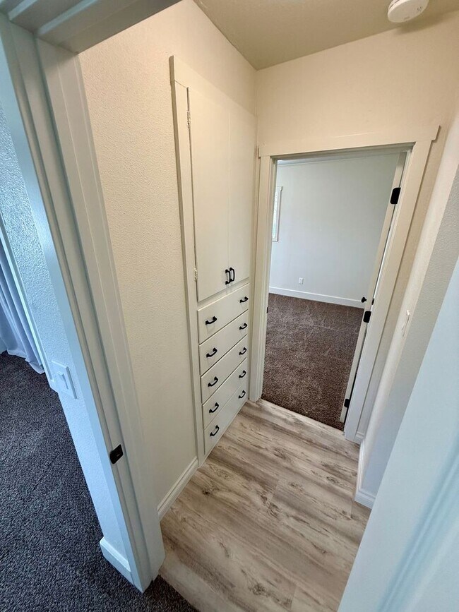 Building Photo - FULLY REMODELED 3 bedroom 1 bath Rental