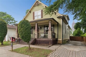 Building Photo - 460 Felton Dr NE
