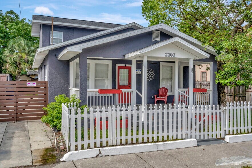 Building Photo - 1207 E 18th Ave