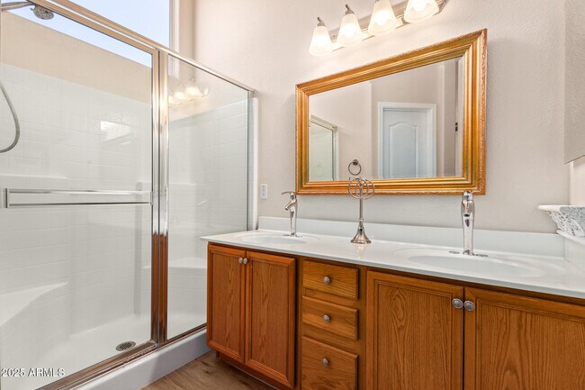 Building Photo - 8103 W Tonto Ln