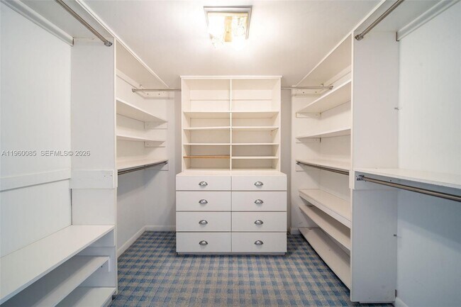 Building Photo - 5415 Collins Ave