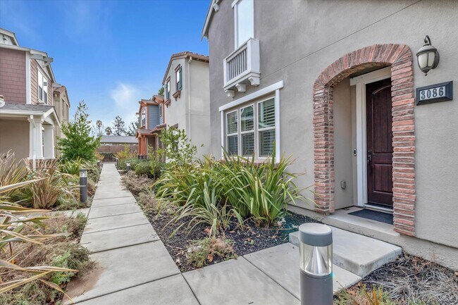 Building Photo - Wow! What a Great Home! Available Soon!