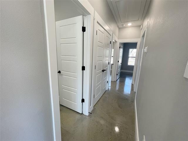Building Photo - 1213 Oak Dr