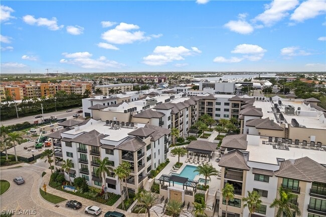 Building Photo - 1130 3rd Ave S