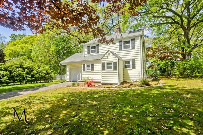 Building Photo - COMING SOON! Waterfront Single Family Home for Rent!