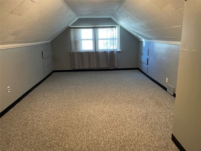 Building Photo - 524 Winston Dr