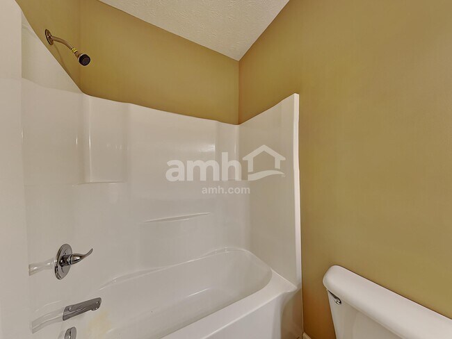 Building Photo - 115 Otter Glen Dr