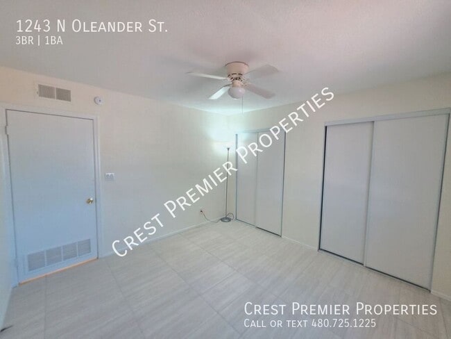 Building Photo - 1243 N Oleander St