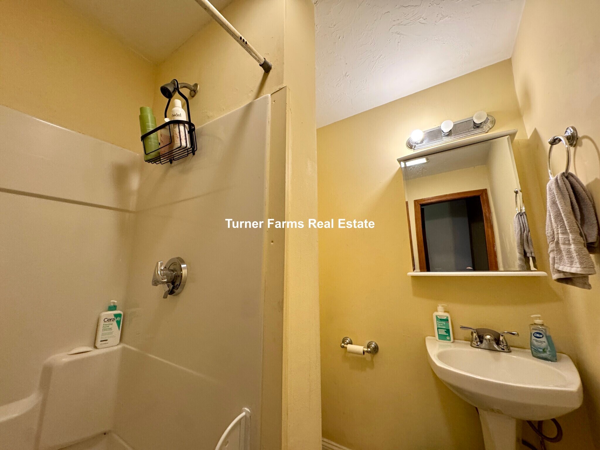 Building Photo - 1516 Tremont St