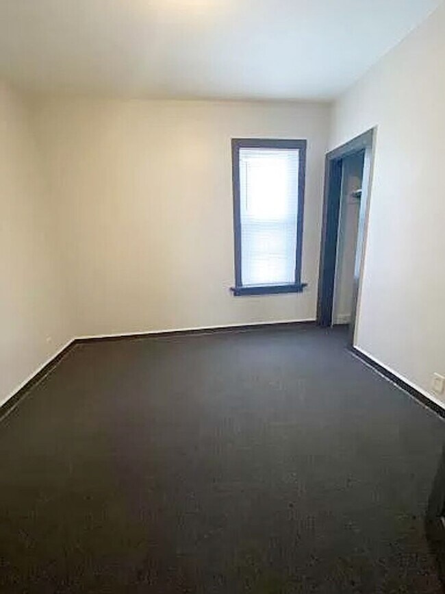 Building Photo - 2407 N Frederick Ave