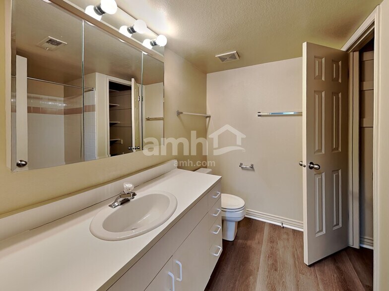 Building Photo - 4017 W 6550 S