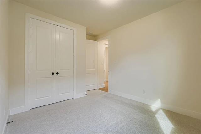 Building Photo - 838 Stone Grv Rd