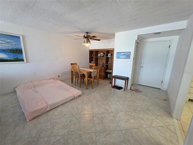 Building Photo - 675 S Gulfview Blvd
