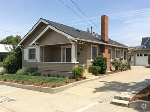 Building Photo - 2 Bedroom Bungalow Downtown SLO with Garage