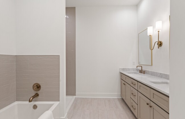 Building Photo - FOR RENT in SUGAR MILL POND!