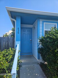 Building Photo - 836 Premier Dr
