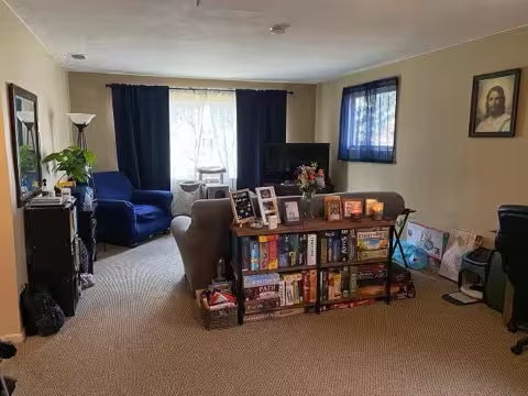 Building Photo - 205 Rano Blvd