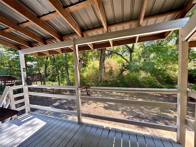 Building Photo - 3304 Cherrywood Rd