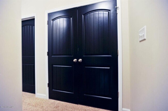 Building Photo - 374 Frisco Wy