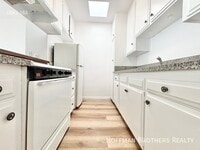 Building Photo - 1724 Winona Blvd