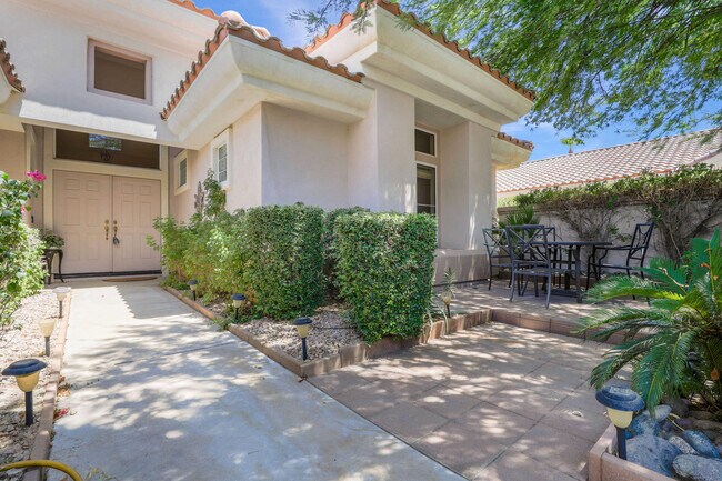 Building Photo - 37468 Westridge Ave