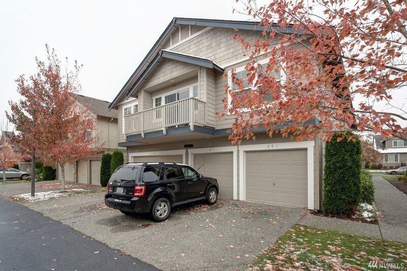 Building Photo - 351 Tremont Ave