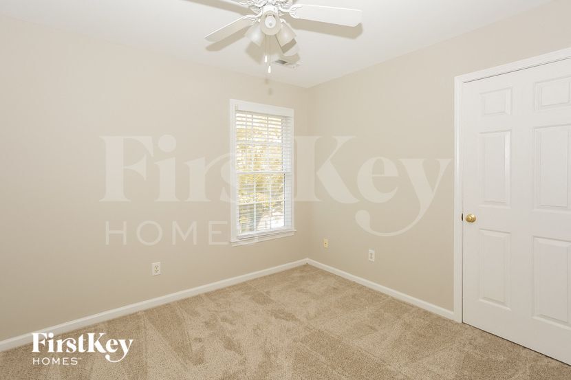 Building Photo - 4520 Candalon Way