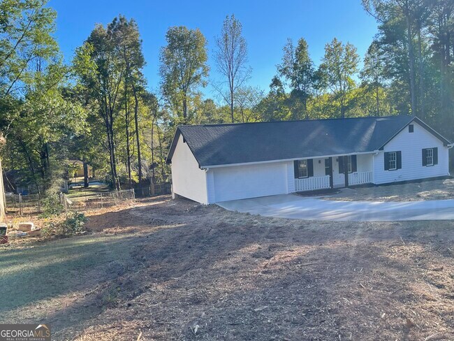 Building Photo - 505 Ironwood Ct SE