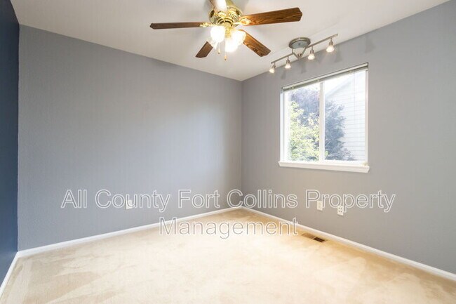 Building Photo - 1315 Nassau Way