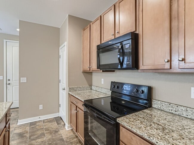 Building Photo - 10219 Tall Oaks Cir