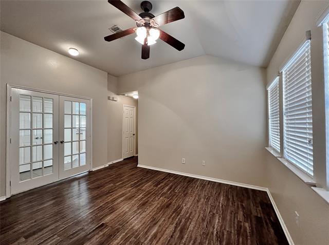 Building Photo - 5939 Waterford Dr