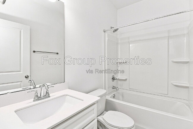 Building Photo - 2145 Noble Townes Wy