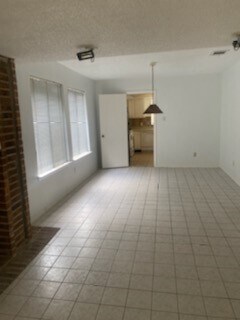 Building Photo - 12322 Split Rail Ln