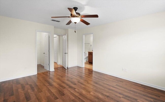 Building Photo - 612 Wishing Wy