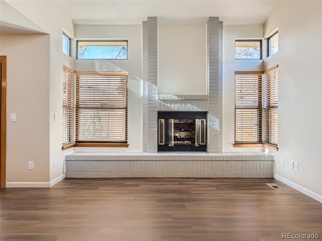 Building Photo - 1383 Briar Cir