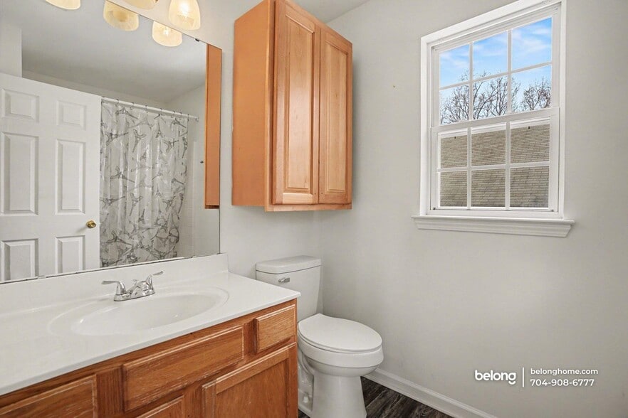 Building Photo - 3123 Glen Robin Ct