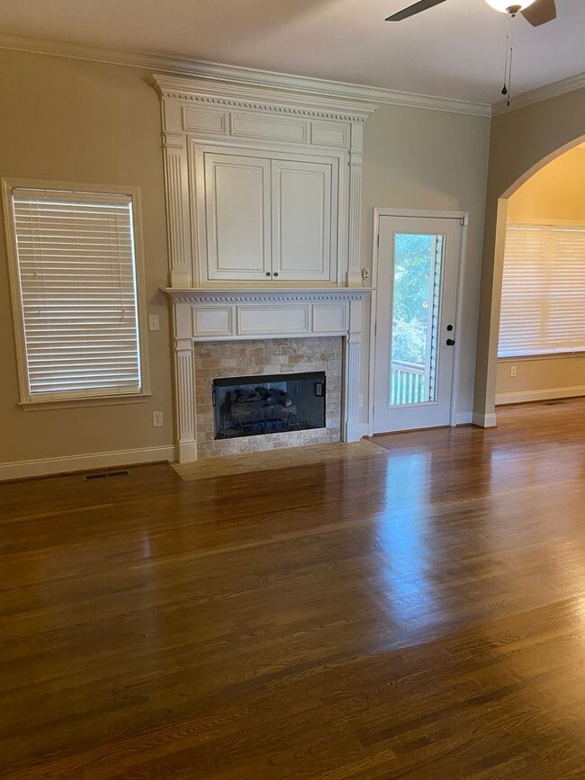 Building Photo - New For Rent in Helena!