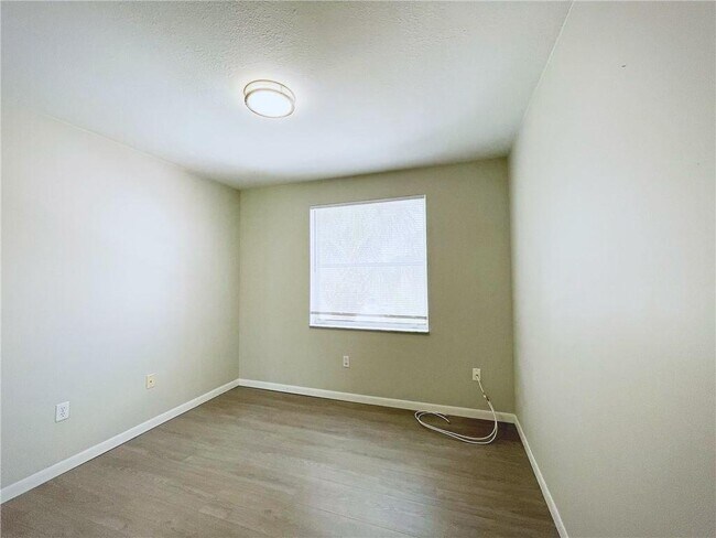 Building Photo - 777 NW 151st Ave